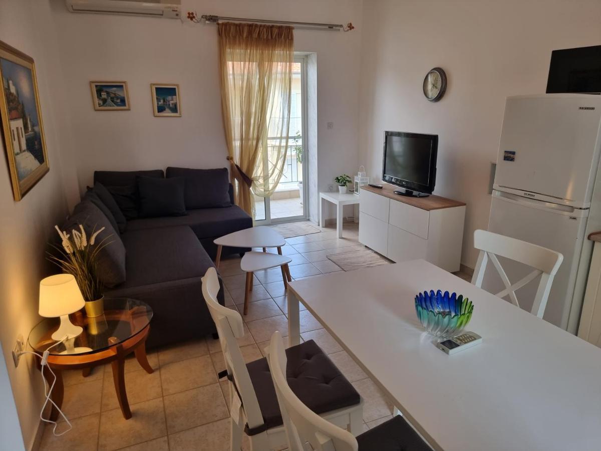 Lucas3 Lux Flogita Apartment Exterior foto